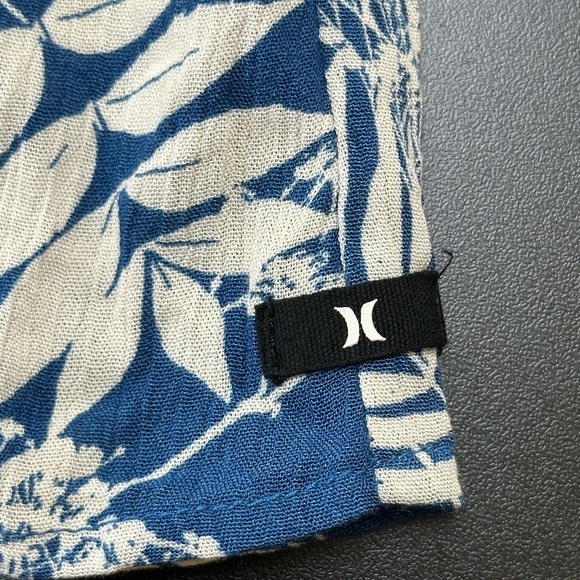 Hurley Blue/White Leaf Print Wrap Dress Size Medium Summer Casual Beachy - Picture 10 of 16
